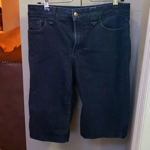 NYDJ dark blue shorts sz 8 gently worn a few times